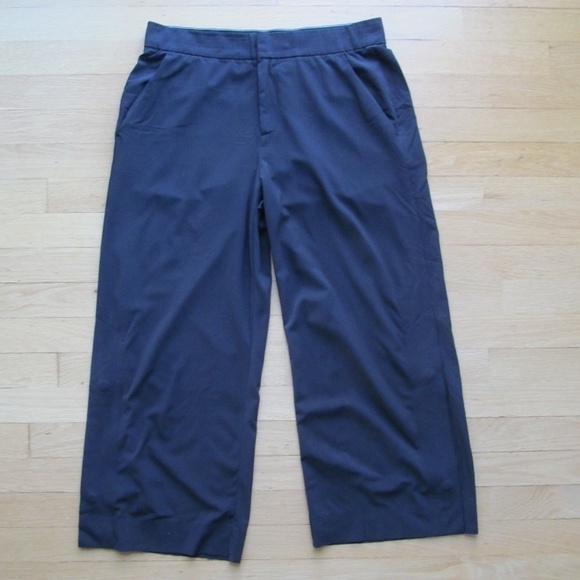 Athleta Two Athletic Workout Clothing Top & Crop Pants Women's Size 6 / M - Picture 6 of 12